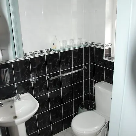 Irish Cottage Guest Accommodation Killarney