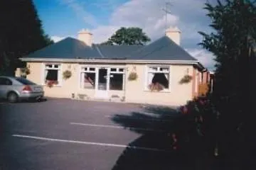 Irish Guest 3*